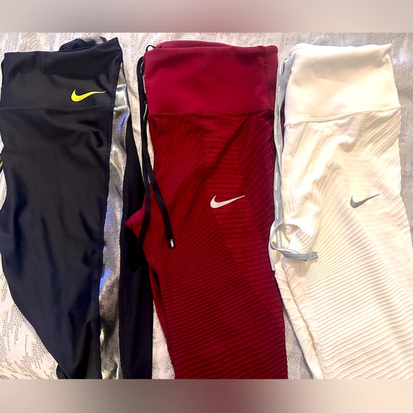 Nike Leggings - worn once - Picture 1 of 2